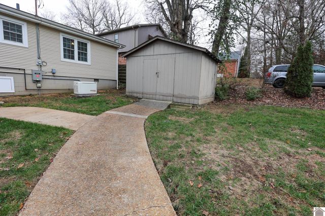 275 Country Club Lane, Paducah, KY 42001