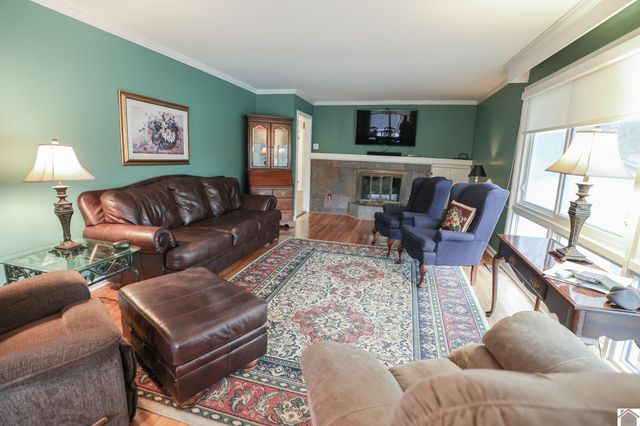 275 Country Club Lane, Paducah, KY 42001