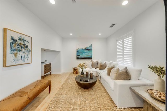 7988 Aldea, Huntington Beach, CA 92648