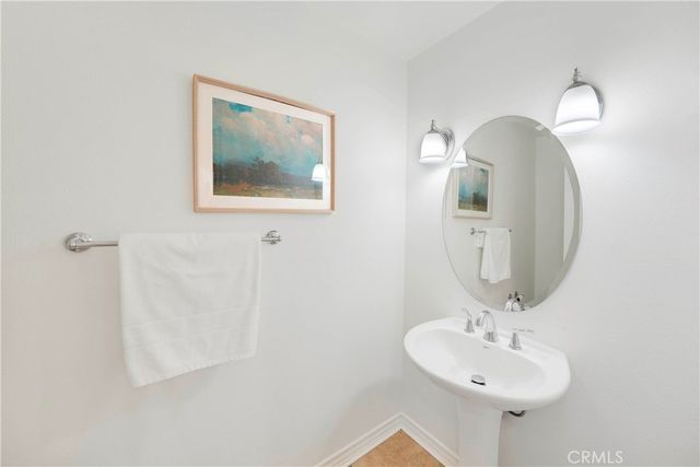 7988 Aldea, Huntington Beach, CA 92648