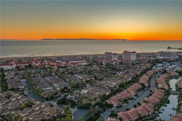 7988 Aldea, Huntington Beach, CA 92648