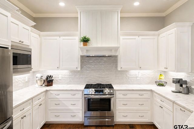 226 Sunnys Halo Blvd, Bullard, TX 75757