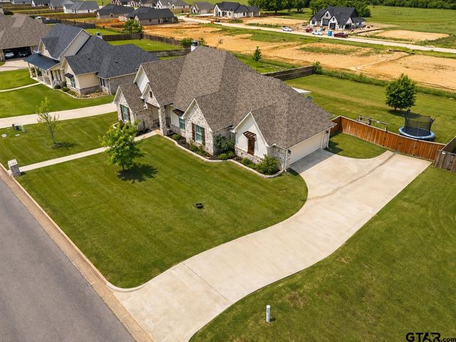 226 Sunnys Halo Blvd, Bullard, TX 75757