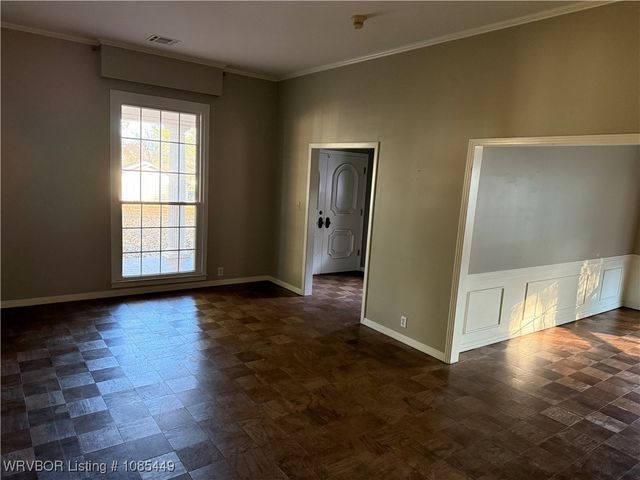 830 E Chickasaw Place, Sallisaw, OK 74955