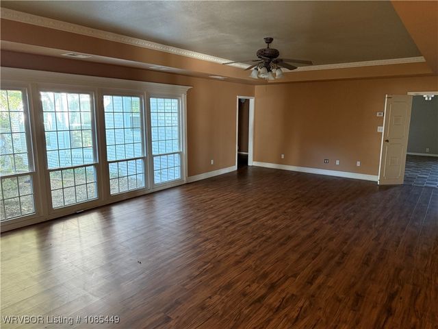 830 E Chickasaw Place, Sallisaw, OK 74955