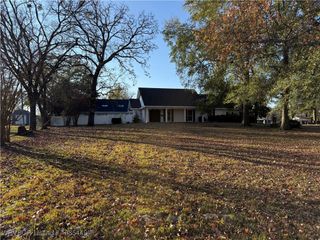 830 E Chickasaw Place, Sallisaw, OK 74955