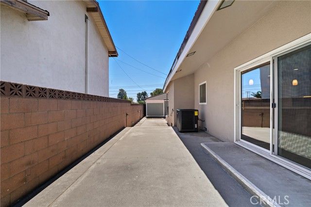 1401 W Beverly Terrace, Montebello, CA 90640