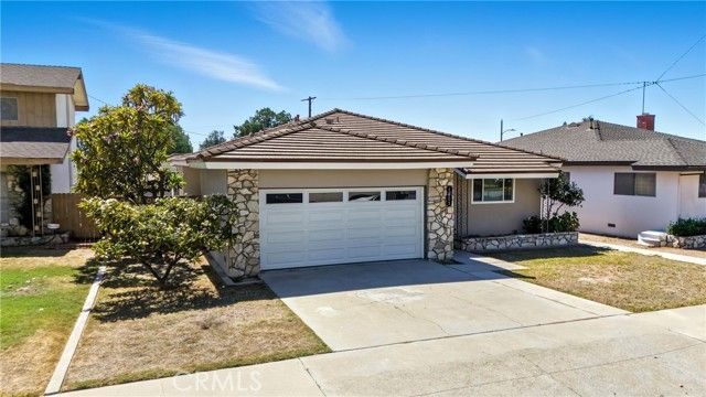 1401 W Beverly Terrace, Montebello, CA 90640
