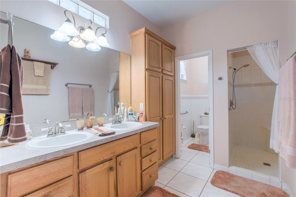 Image 17 of property listing at 20351 SABAL STREET, Orlando, FL 32833