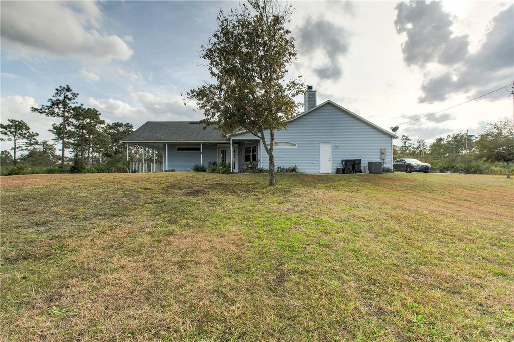 Image 6 of property listing at 20351 SABAL STREET, Orlando, FL 32833