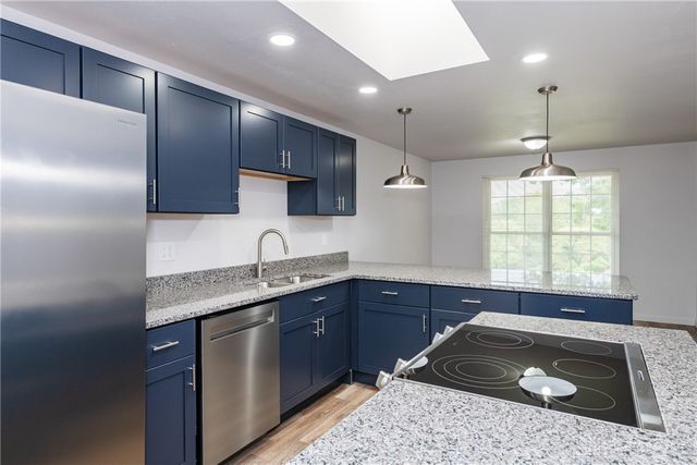 925 Spruce Drive, Springfield, OH 45504