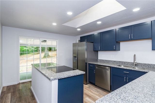 925 Spruce Drive, Springfield, OH 45504