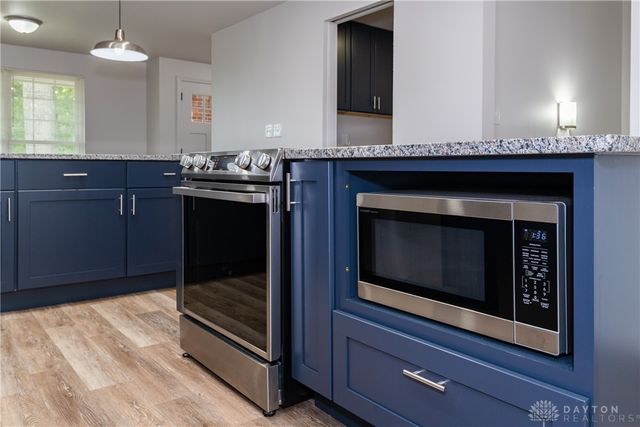 925 Spruce Drive, Springfield, OH 45504