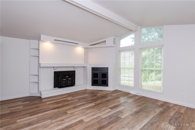 925 Spruce Drive, Springfield, OH 45504