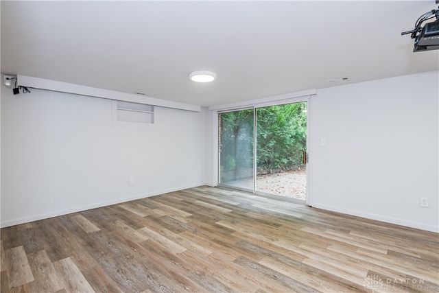 925 Spruce Drive, Springfield, OH 45504