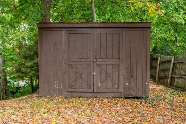 925 Spruce Drive, Springfield, OH 45504