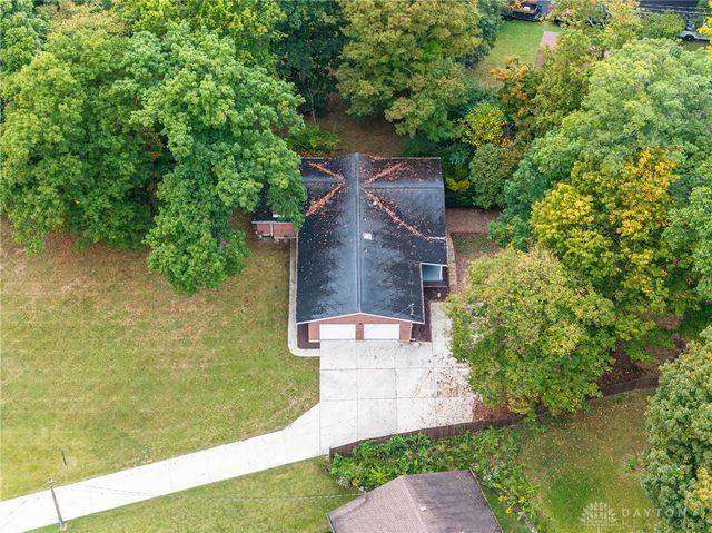 925 Spruce Drive, Springfield, OH 45504