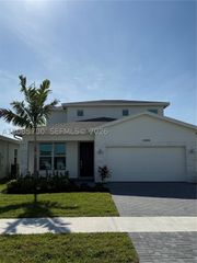 5826 Spacious Skies Way, Delray Beach, FL 33484