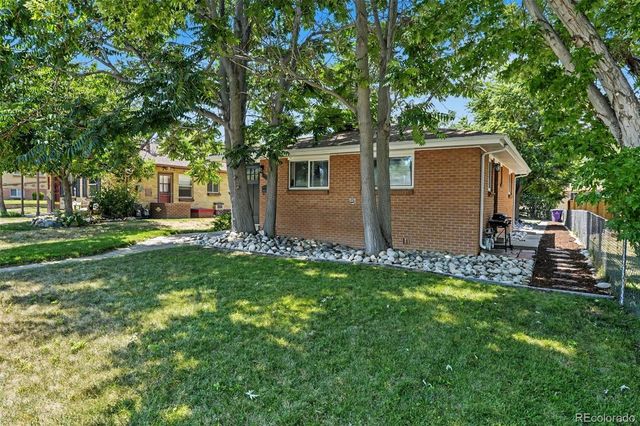 2461-2463 S Corona Street, Denver, CO 80210