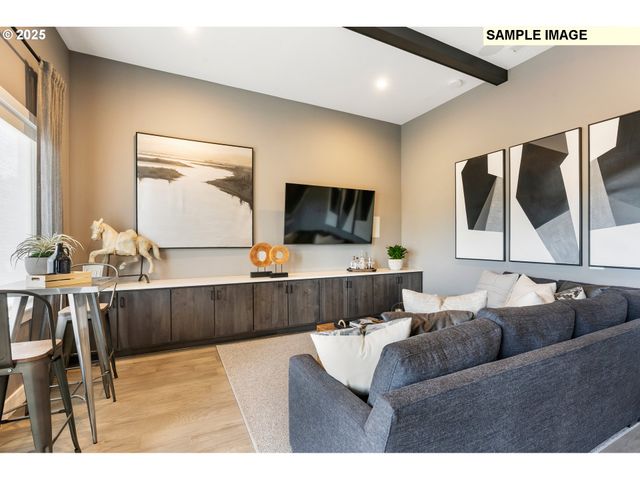 540 N Y St, Washougal, WA 98671