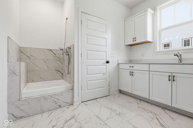 11419 Gammel Place, Fishers, IN 46040