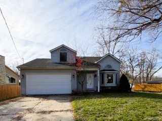 4773 Chipman Drive, Waterford Charter Township, MI 48327