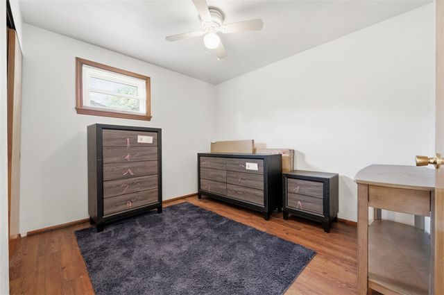5256 Colewood Dr, Baldwin Boro, PA 15236