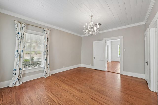 4925 Main Street, Chappell Hill, TX 77426