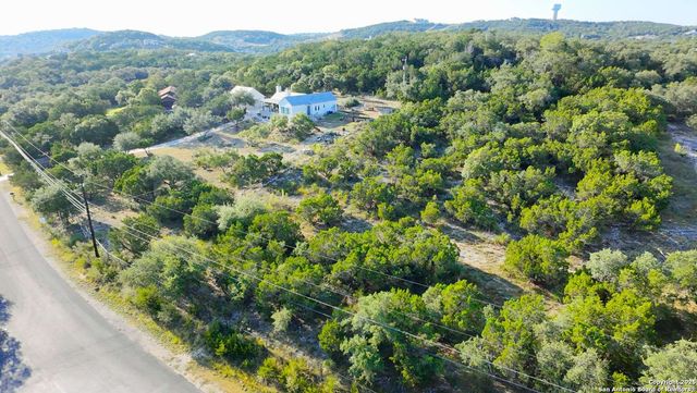 8902 Saddle, San Antonio, TX 78255