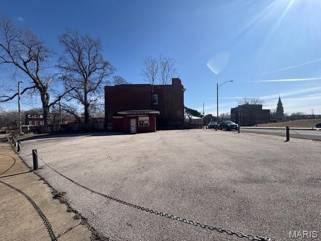 2639 Natural Bridge, St Louis, MO 63107