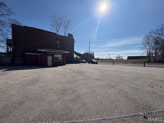 2639 Natural Bridge, St Louis, MO 63107