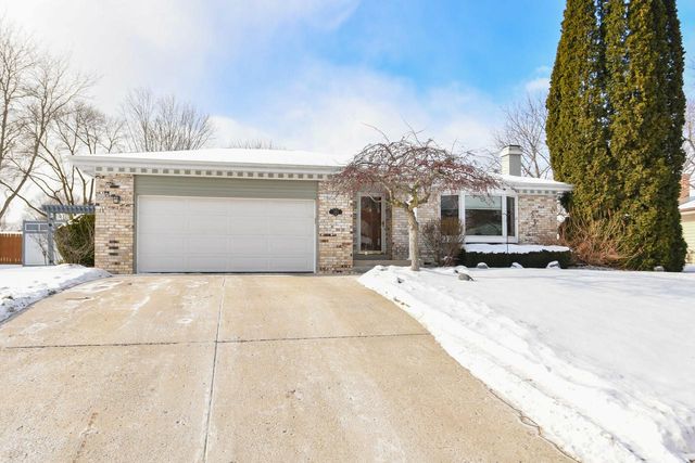 1143 Rainbow COURT, Mukwonago, WI 53149