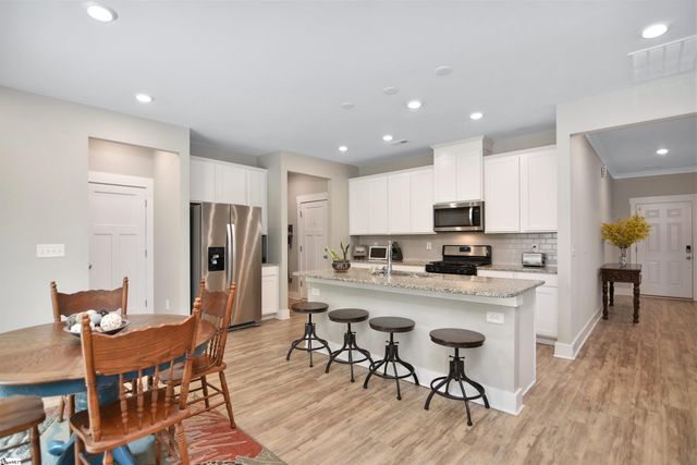 126 Walking Stick Way, Pelzer, SC 29669