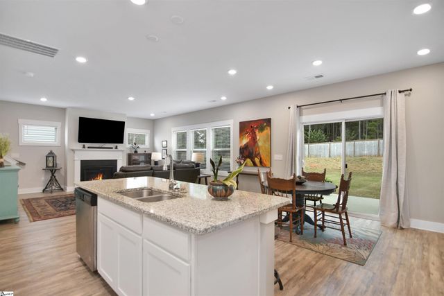 126 Walking Stick Way, Pelzer, SC 29669