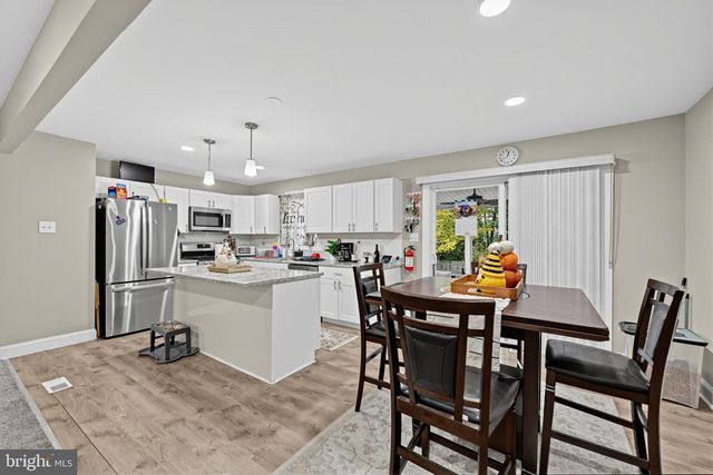 891 WILLOW WAY, Atco, NJ 08004