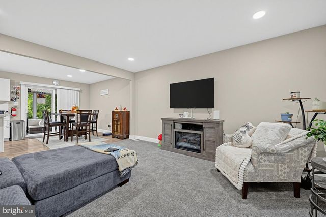 891 WILLOW WAY, Atco, NJ 08004