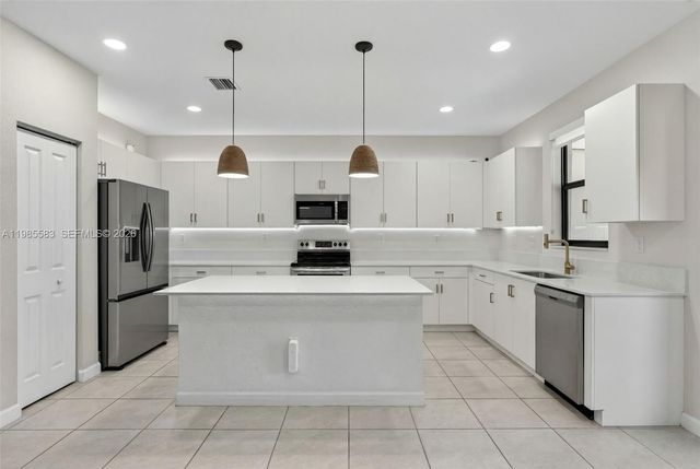 12950 SW 229th Ter, Miami, FL 33170