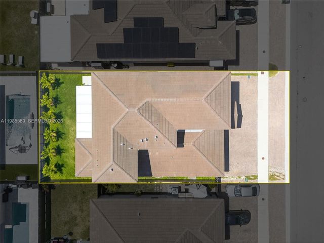 12950 SW 229th Ter, Miami, FL 33170