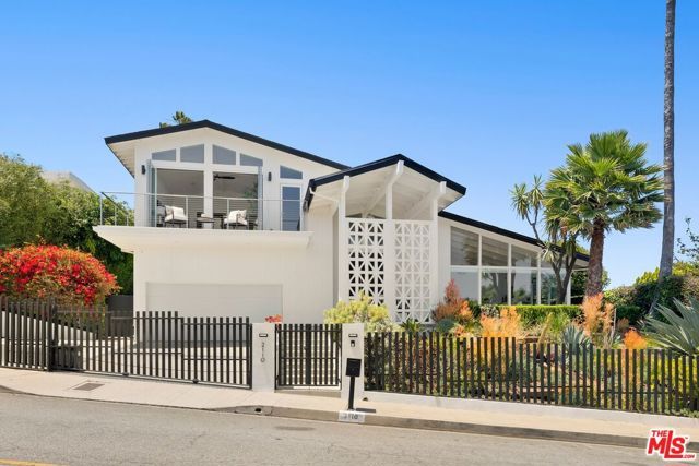 2110 Westridge Road, Los Angeles, CA 90049