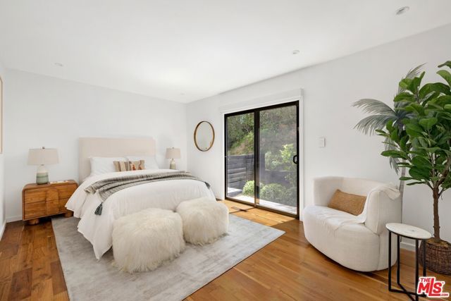 2110 Westridge Road, Los Angeles, CA 90049