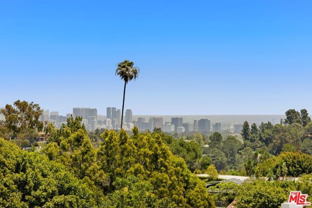 2110 Westridge Road, Los Angeles, CA 90049