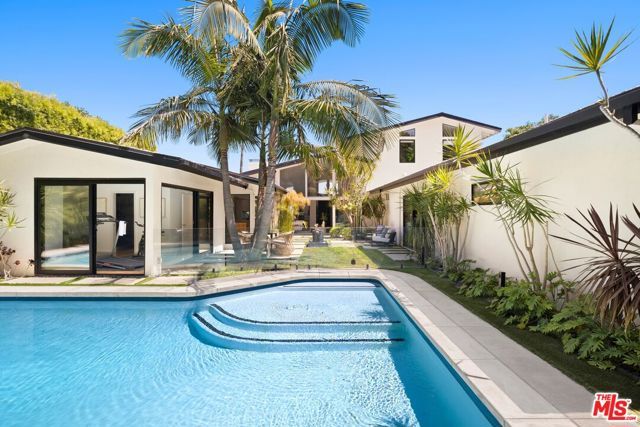2110 Westridge Road, Los Angeles, CA 90049