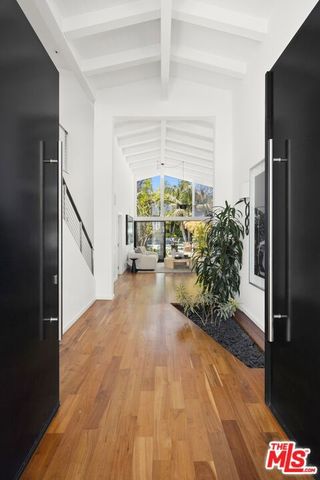 2110 Westridge Road, Los Angeles, CA 90049