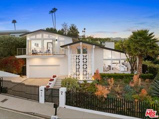 2110 Westridge Road, Los Angeles, CA 90049