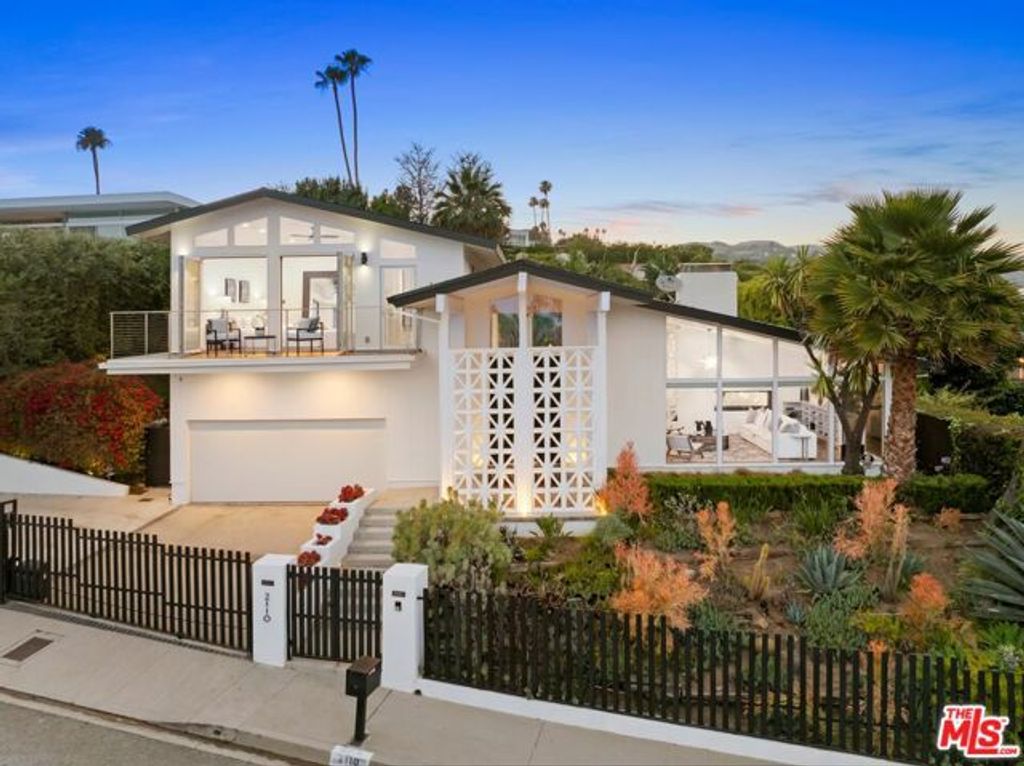 2110 Westridge Road, Los Angeles, CA 90049