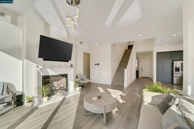 306 Navigators, Bethel Island, CA 94511