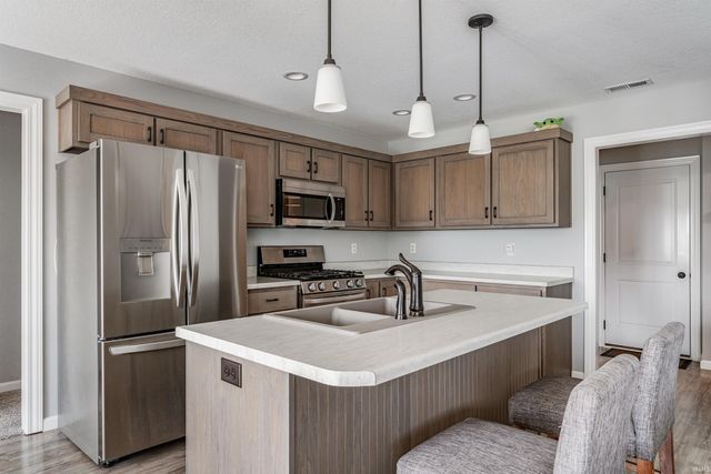 13035 Silk Tree Trail, Fort Wayne, IN 46814