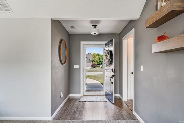 13035 Silk Tree Trail, Fort Wayne, IN 46814