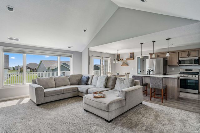 13035 Silk Tree Trail, Fort Wayne, IN 46814