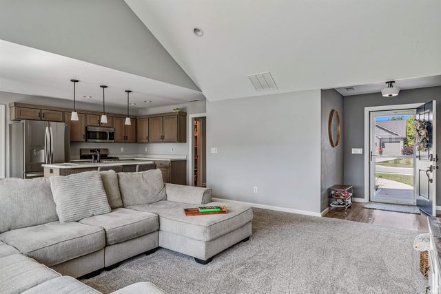 13035 Silk Tree Trail, Fort Wayne, IN 46814